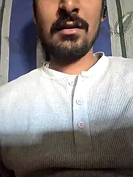 Snapshot of lusty_male69 chatting on November 6, 2025, 9:43 am lusty male69 online show from November 6, 2025, 9:43 am