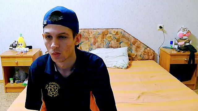 Snapshot of Lester_Broo chatting on March 4, 2025, 5:03 pm Lester Broo online show from March 4, 2025, 5:03 pm