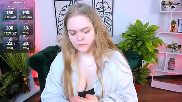 Erica  Alta online show from March 16, 2025, 6:42 am