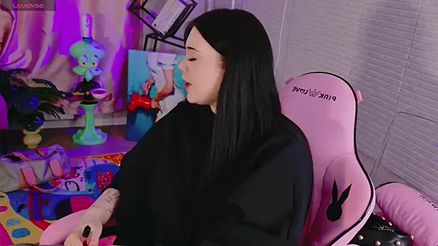Snapshot of JessicaAddams chatting on May 17, 2026, 3:19 pm JessicaAddams online show from May 17, 2026, 3:19 pm