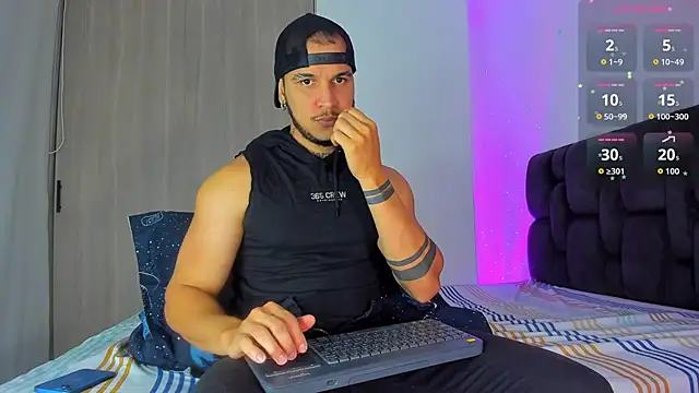 austinoficial online show from January 5, 2026, 11:08 pm