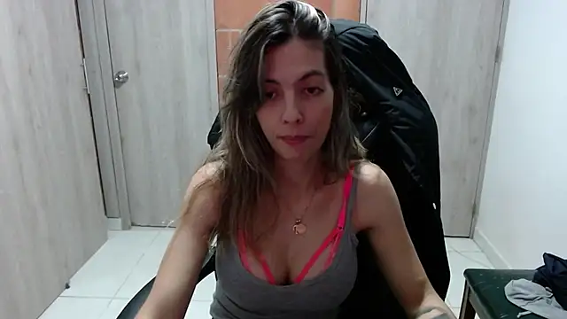 Princezzlove3 online show from March 8, 2025, 1:17 am