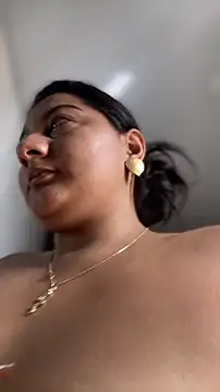 saraa franco  online show from February 1, 2026, 5:22 pm