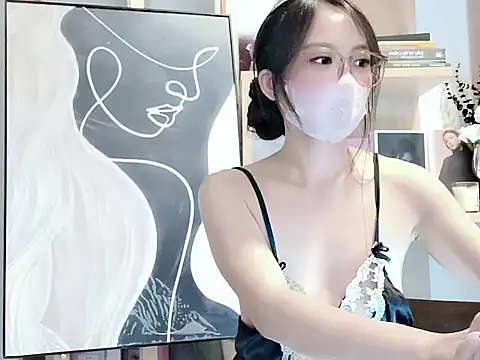 Lush-Office online show from December 22, 2025, 3:53 pm