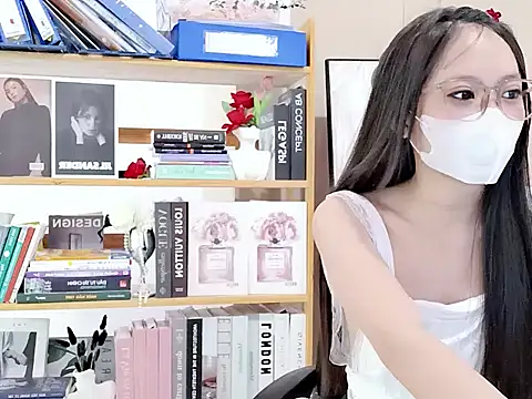 Lush-Office online show from February 7, 2026, 2:48 am