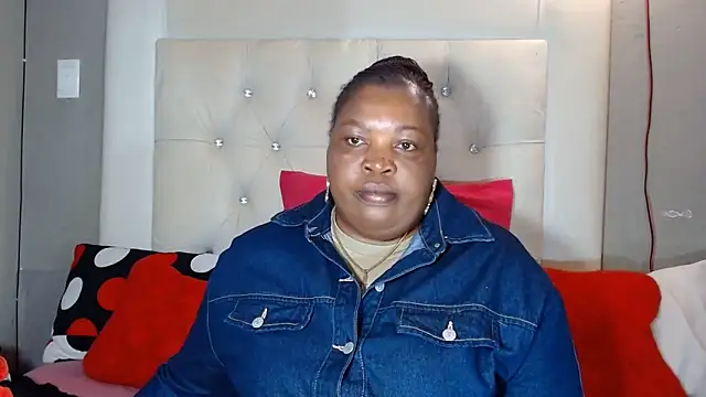 omalicha98 online show from June 13, 2026, 7:06 am