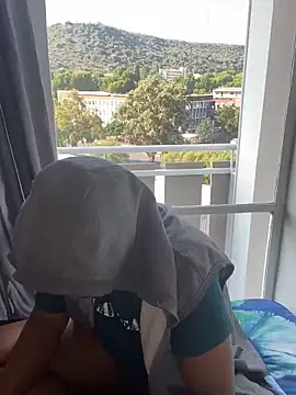 snotLoud online show from March 8, 2025, 2:08 pm