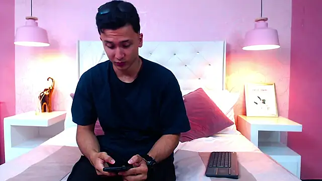 BrandonColee online show from January 18, 2025, 12:26 pm