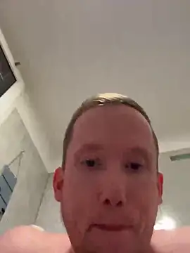 Snapshot of Sklavesucht2025 chatting on November 20, 2025, 2:23 am Sklavesucht2025 online show from November 20, 2025, 2:23 am