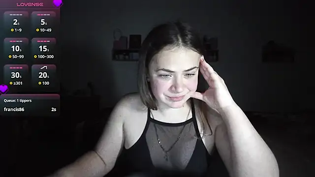 Snapshot of Your___Hope chatting on November 21, 2025, 6:50 pm Your Hope online show from November 21, 2025, 6:50 pm