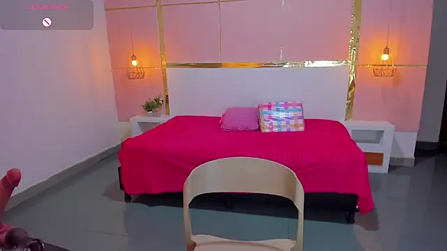 ScarletEmber3 online show from February 20, 2025, 7:55 am