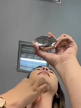 Aitana Hilton  online show from March 10, 2025, 11:42 am