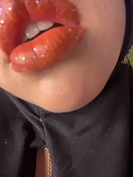 zahra Jalid online show from March 28, 2026, 11:59 pm