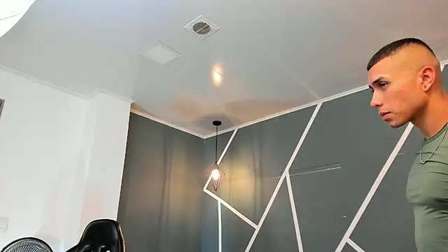 bruno cavalli online show from April 1, 2026, 5:21 pm