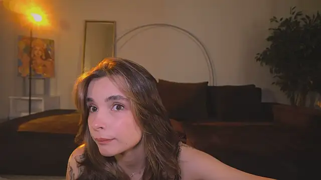 Snapshot of Bella_Alita chatting on June 13, 2026, 8:18 pm Bella Alita online show from June 13, 2026, 8:18 pm