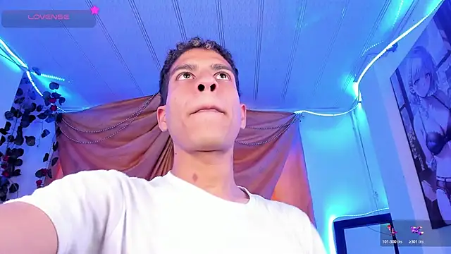 Snapshot of Ethan_Boyy chatting on November 3, 2025, 9:27 pm Ethan Boyy online show from November 3, 2025, 9:27 pm