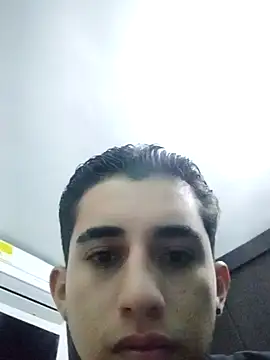 Latinos 2001 online show from January 15, 2025, 11:53 am