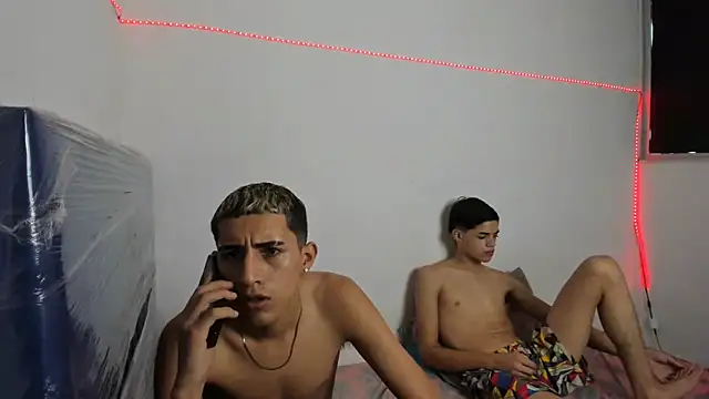 Latinos 2001 online show from February 26, 2025, 1:30 pm