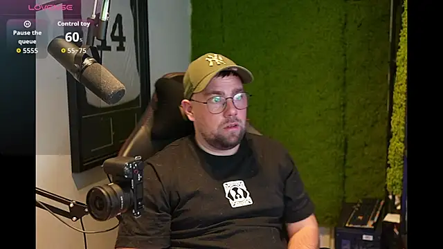 justinitt online show from December 4, 2025, 8:06 pm