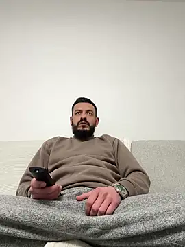 Snapshot of derbyo chatting on February 8, 2025, 4:14 pm derbyo online show from February 8, 2025, 4:14 pm