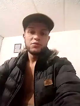 Snapshot of im_dominik chatting on January 13, 2025, 6:38 am im dominik online show from January 13, 2025, 6:38 am