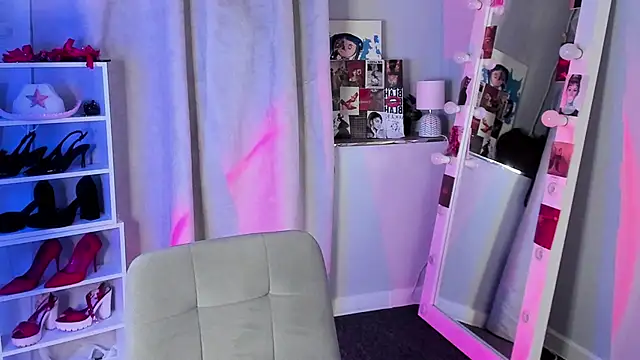 Snapshot of Sahara_Shields chatting on February 10, 2026, 9:24 am Sahara Shields online show from February 10, 2026, 9:24 am