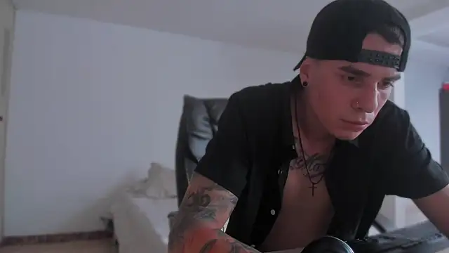 Baan10 online show from January 14, 2025, 9:09 pm