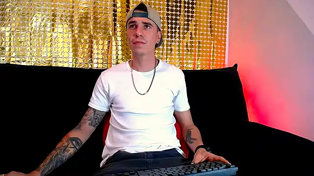 Baan10 online show from March 20, 2025, 9:02 pm