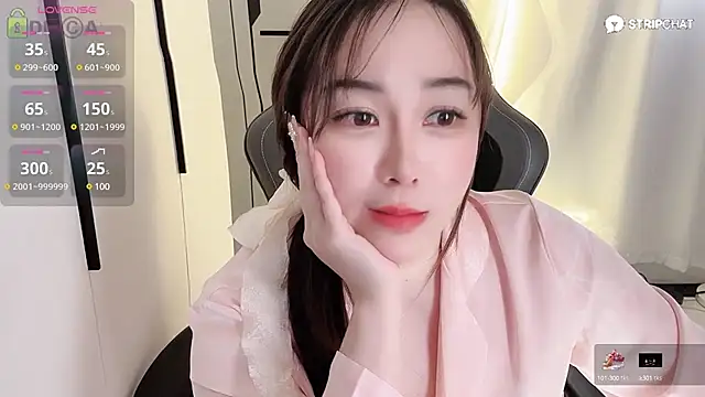 Snapshot of Alano-01 chatting on March 17, 2025, 1:57 am Alano-01 online show from March 17, 2025, 1:57 am