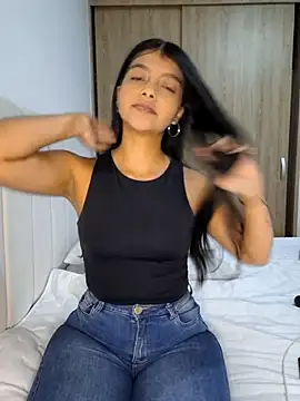 IslaBlaze online show from November 29, 2025, 1:19 am