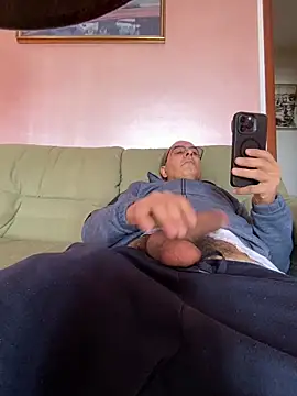 Snapshot of sempreilmio2 chatting on January 17, 2025, 10:11 am sempreilmio2 online show from January 17, 2025, 10:11 am