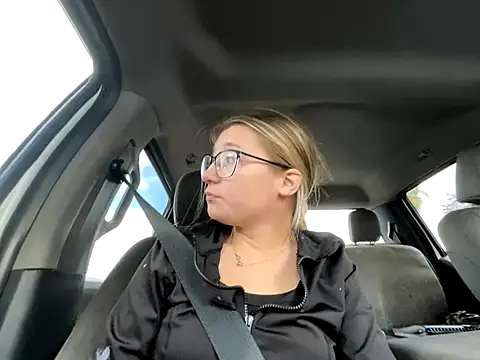 Hatgirl69 online show from October 3, 2025, 3:20 pm