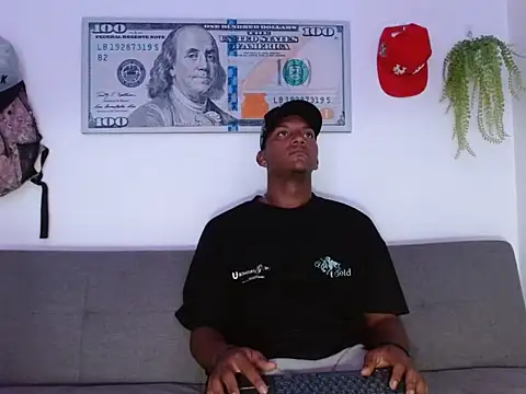 Master foot  online show from April 13, 2026, 5:13 am