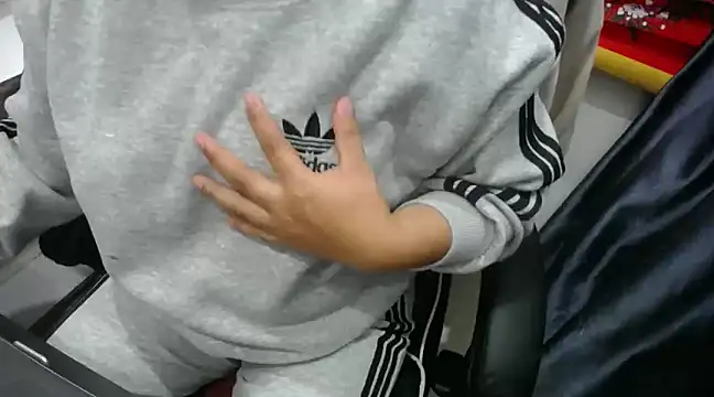 Snapshot of _May_aa chatting on January 17, 2025, 2:50 pm May aa online show from January 17, 2025, 2:50 pm