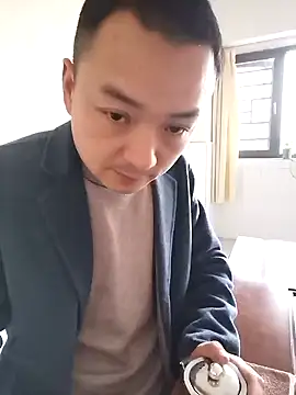 swg176 online show from March 8, 2025, 8:22 am