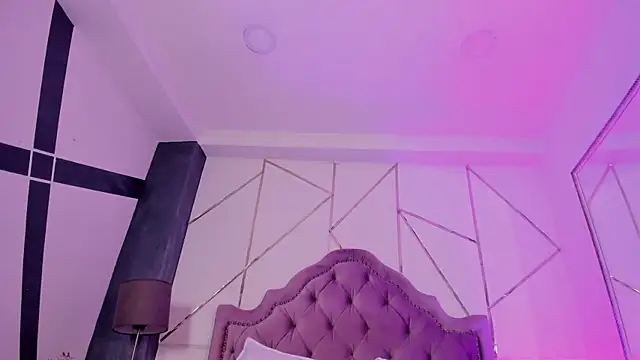 EthaanCox online show from March 9, 2025, 7:59 pm