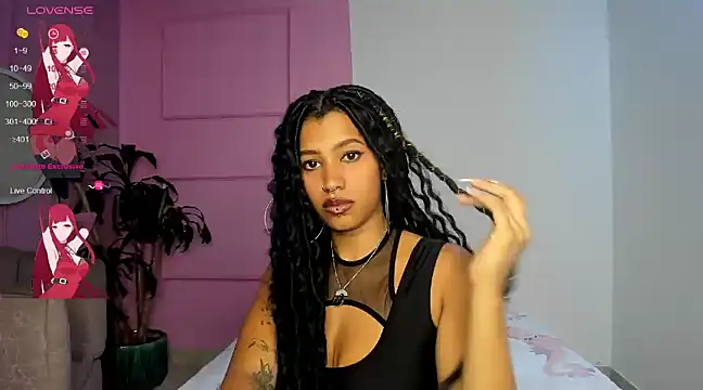 Snapshot of Missangeldust16 chatting on January 13, 2025, 9:09 pm Missangeldust16 online show from January 13, 2025, 9:09 pm