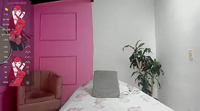 Snapshot of Missangeldust16 chatting on January 16, 2025, 8:25 pm Missangeldust16 online show from January 16, 2025, 8:25 pm