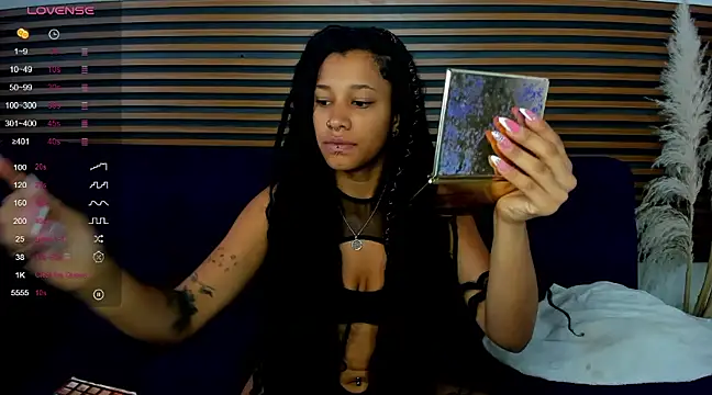 Snapshot of Missangeldust16 chatting on January 29, 2025, 8:04 pm Missangeldust16 online show from January 29, 2025, 8:04 pm