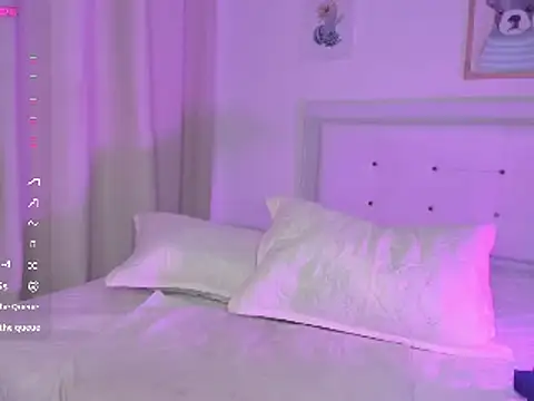 Snapshot of Missangeldust16 chatting on February 7, 2025, 12:06 pm Missangeldust16 online show from February 7, 2025, 12:06 pm