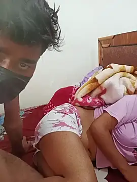 Snapshot of soni_rawat chatting on February 3, 2025, 3:53 am soni rawat online show from February 3, 2025, 3:53 am