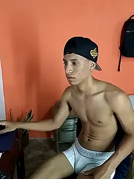 Snapshot of matteo_rivas chatting on January 27, 2025, 5:04 pm matteo rivas online show from January 27, 2025, 5:04 pm