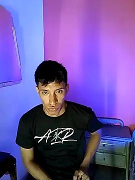 Snapshot of matteo_rivas chatting on February 21, 2025, 3:43 pm matteo rivas online show from February 21, 2025, 3:43 pm