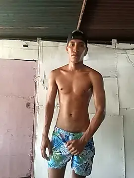 Snapshot of matteo_rivas chatting on October 17, 2025, 3:25 pm matteo rivas online show from October 17, 2025, 3:25 pm