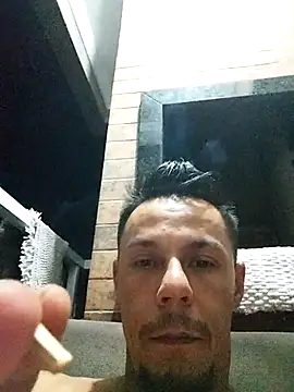 Snapshot of Santanacumxplod chatting on March 4, 2025, 10:38 pm Santanacumxplod online show from March 4, 2025, 10:38 pm