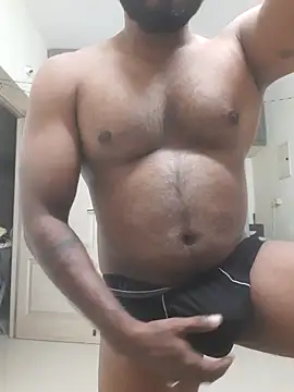 Snapshot of Chennaibull15 chatting on December 14, 2025, 5:51 pm Chennaibull15 online show from December 14, 2025, 5:51 pm