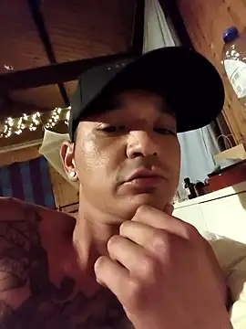 Thomaszz3 online show from September 12, 2025, 7:58 pm