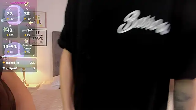 ethan and ava online show from February 9, 2025, 1:46 pm