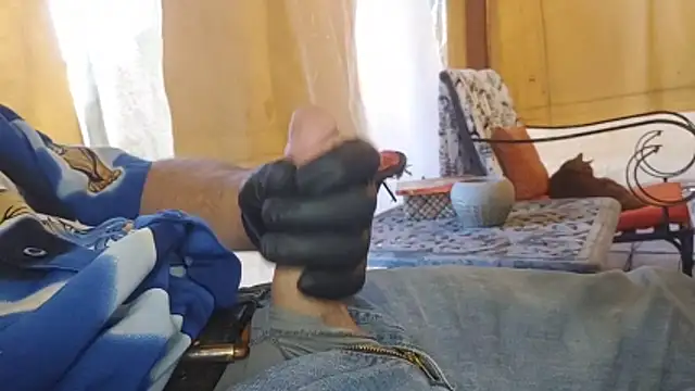 bwcbeat83 online show from March 27, 2026, 1:00 am