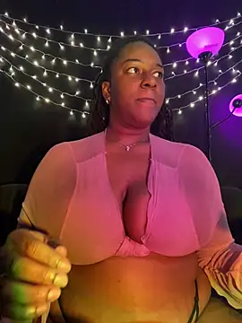 xoxoHotCoCo online show from January 5, 2026, 6:00 pm